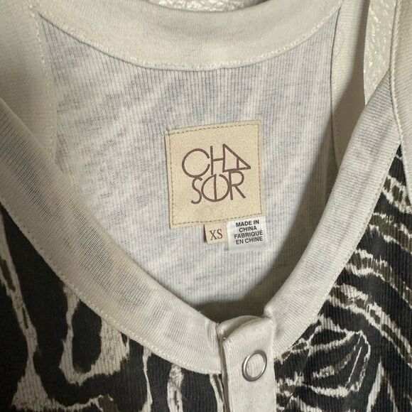 Chaser Zebra Print Button-Down Tank Top XS - Picture 4 of 6